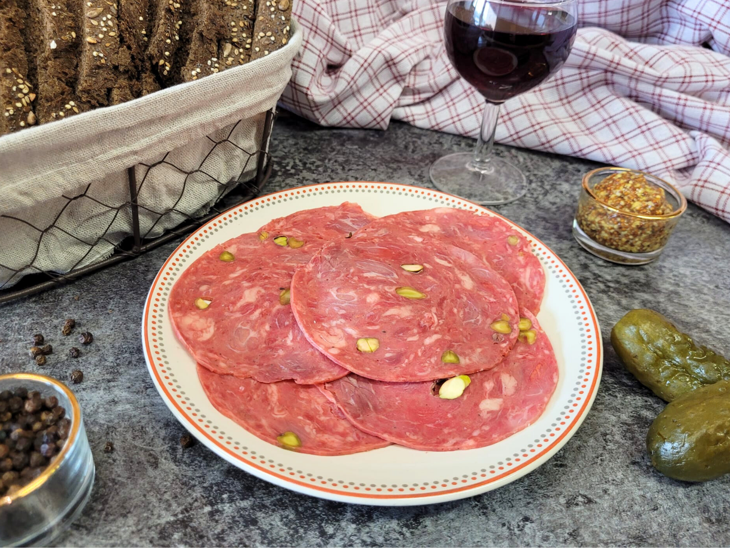 Salami Tunisien aux Pistaches